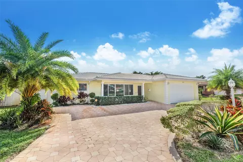 5018 Roosevelt St, Hollywood, FL 33021