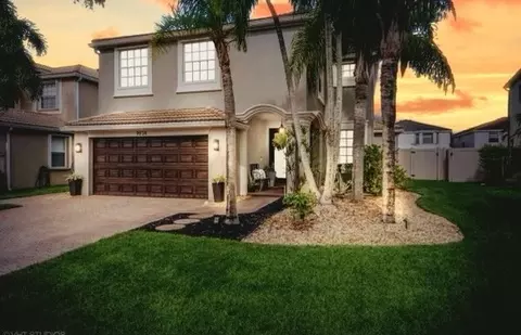 9934 Shepard Pl, Wellington, FL 33414