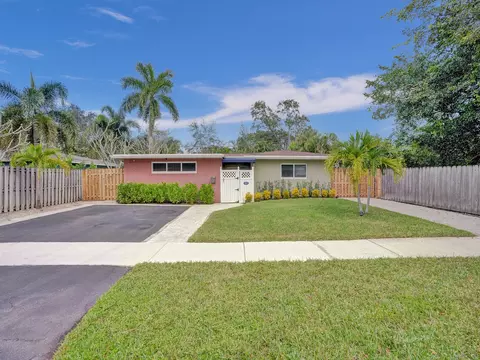 1605 SW 10th Ct, Fort Lauderdale, FL 33312