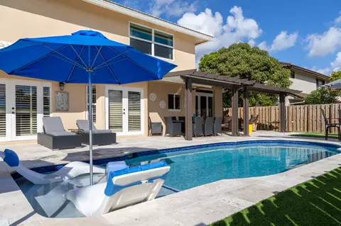 10630 Paris St, Hollywood, FL 33026