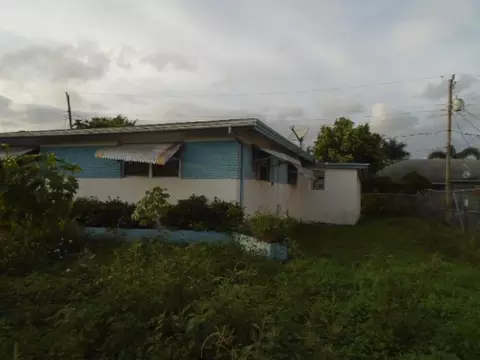 1530 NW 18th Ct, Fort Lauderdale, FL 33311