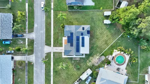 201 SW Dabney Dr, Port Saint Lucie, FL 34983