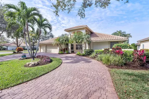 5915 NW 96th Dr, Parkland, FL 33076