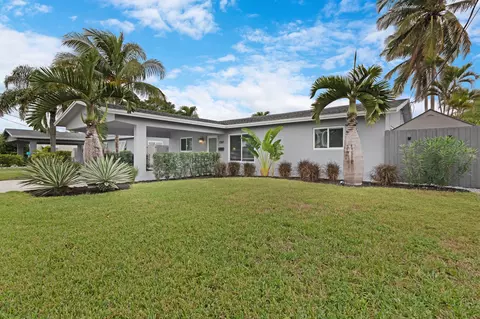 1767 NW 37th St, Oakland Park, FL 33309