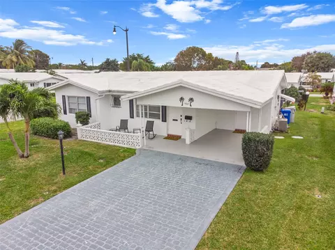120 NW 27th Ct, Pompano Beach, FL 33064