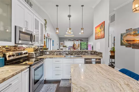 947 NW 52nd St, Pompano Beach, FL 33064