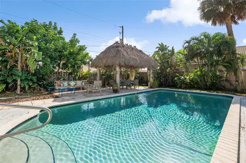 3310 NE 26th Ave, Lighthouse Point, FL 33064