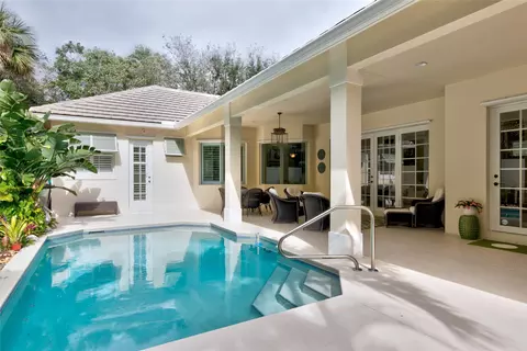 2134 Autumn Ln, Vero Beach, FL 32963