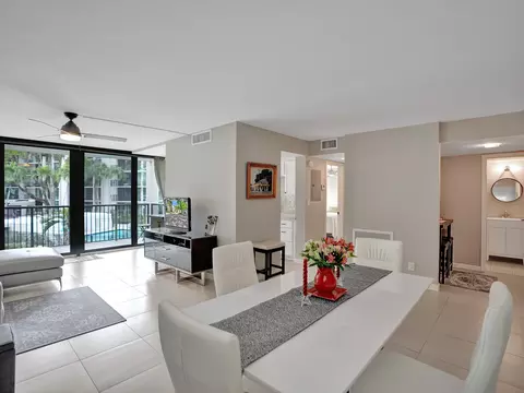 1301 River Reach Dr #201, Fort Lauderdale, FL 33315