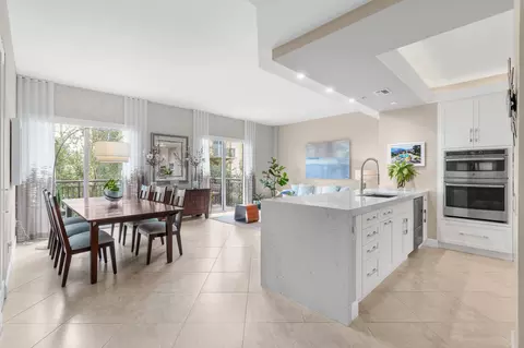 2633 NE 14th Ave #402, Wilton Manors, FL 33334