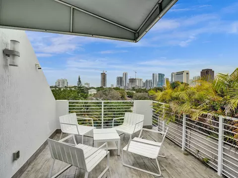 1000 SW 4th Ave, Fort Lauderdale, FL 33315