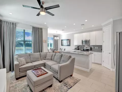 9051 Kingsmoor Way, Wellington, FL 33467