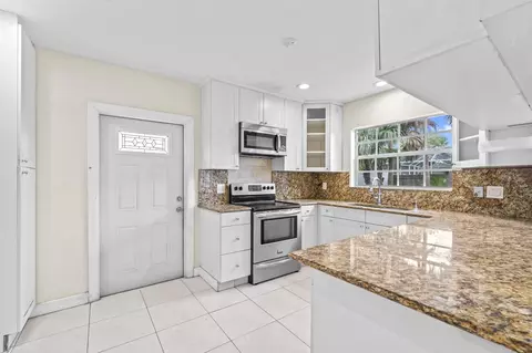 17751 Briar Patch Trl, Boca Raton, FL 33487 photo 8
