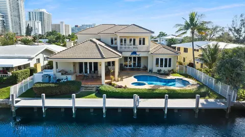235 Codrington Dr, Lauderdale By The Sea, FL 33308