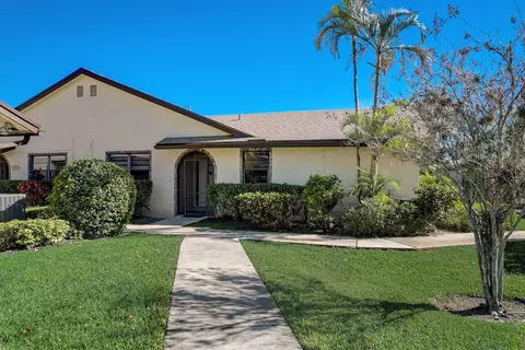 23394 Barlake Dr #111, Boca Raton, FL 33433