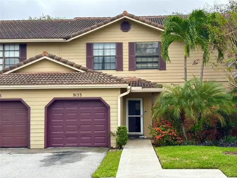 9153 Vineyard Lake Dr #9153, Plantation, FL 33324