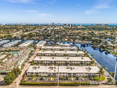 110 Cypress Club Dr #125, Pompano Beach, FL 33060