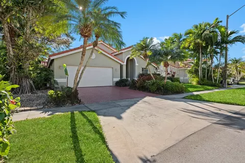 20196 NW 9th Dr, Pembroke Pines, FL 33029