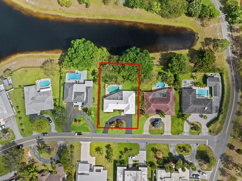 3075 Estates Dr, Pompano Beach, FL 33069 photo 3