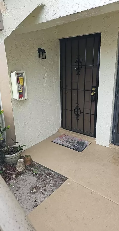 116 NW 60th Ave #1-1, Margate, FL 33063