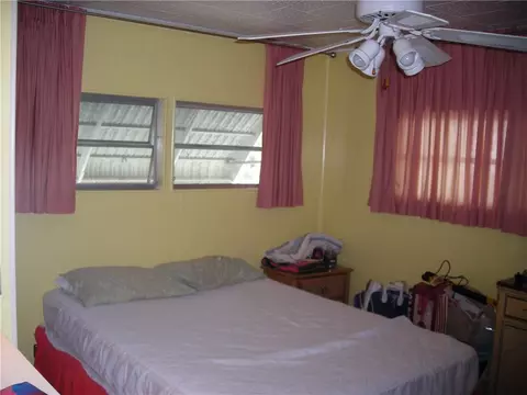 5861 NE 14th Way, Fort Lauderdale, FL 33334