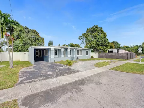 3611 NW 1 Ct, Lauderhill, FL 33311
