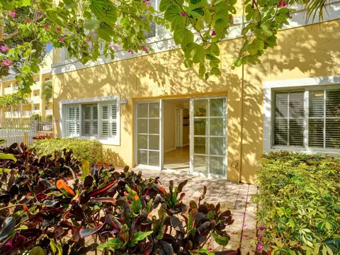 1515 E Broward Blvd #101, Fort Lauderdale, FL 33301