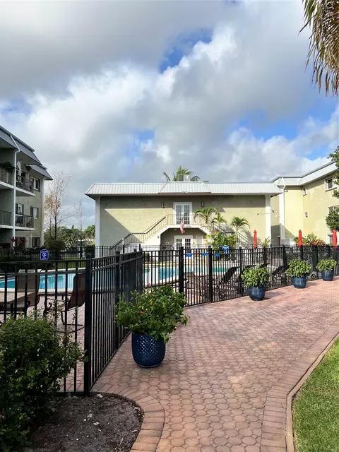 3002 NE 5th Ter #304B, Wilton Manors, FL 33334