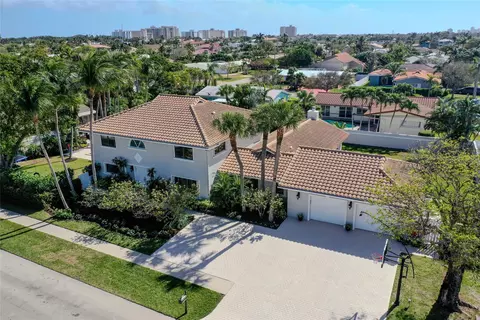 2810 NE 46th St, Lighthouse Point, FL 33064