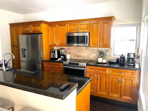 1419 Avon Ln #115, North Lauderdale, FL 33068