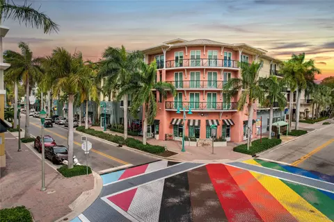 225 NE 1st St #303, Delray Beach, FL 33444