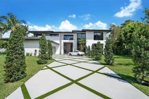 7 Gatehouse Rd, Fort Lauderdale, FL 33308