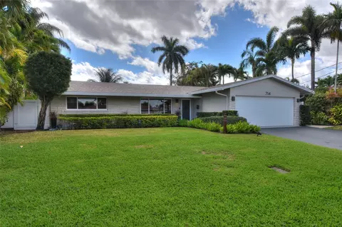714 SE 7th Ave, Pompano Beach, FL 33060 photo 4