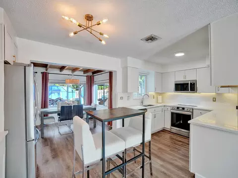 3600 Lloyd Dr, Oakland Park, FL 33309