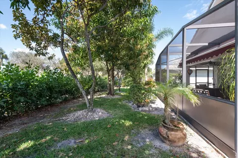 5364 Pine Cir, Coral Springs, FL 33067 photo 18