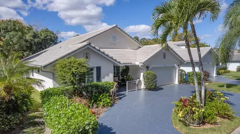 5364 Pine Cir, Coral Springs, FL 33067