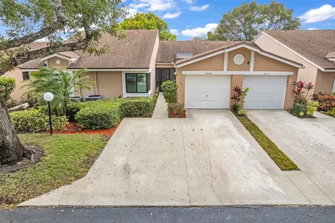 8306 Springlake Dr #C, Boca Raton, FL 33496