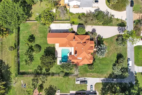 6213 NW 63rd Way, Parkland, FL 33067