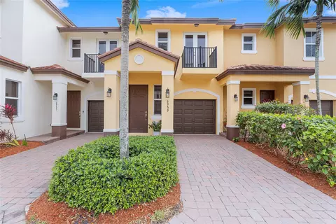 6959 Long Pine Cir #6959, Coconut Creek, FL 33073
