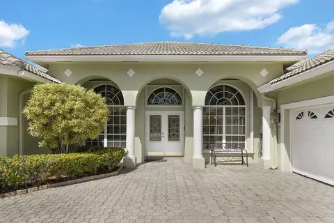 3471 SE Fairway Oaks Trl, Stuart, FL 34997