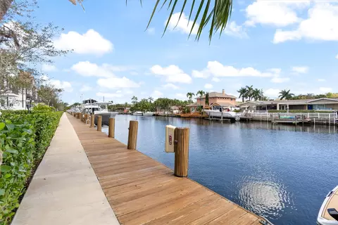 4524 E Aqua Bella Ln, Fort Lauderdale, FL 33312