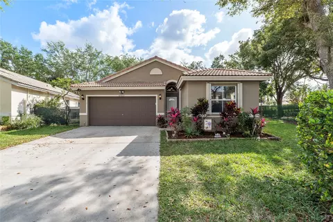 4962 NW 54th Ave, Coconut Creek, FL 33073