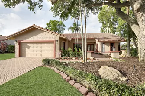 9731 NW 15 St, Plantation, FL 33322