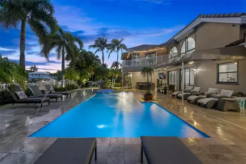 2325 NE 28th St, Lighthouse Point, FL 33064 photo 4