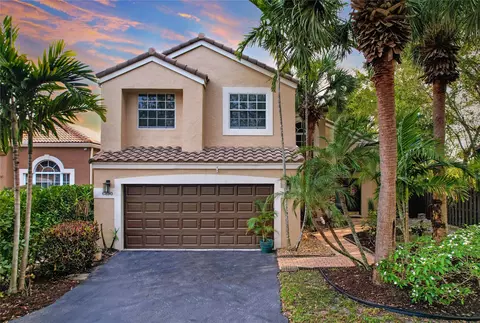 6890 NW 75th Ct, Parkland, FL 33067