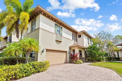 5953 NW 117th Dr, Coral Springs, FL 33076