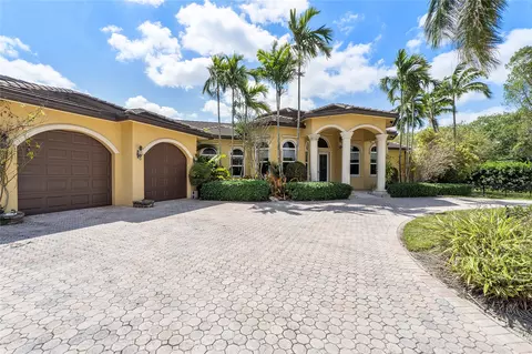 12380 NW 14th St, Plantation, FL 33323