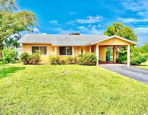 7207 NW 92nd Ave, Tamarac, FL 33321