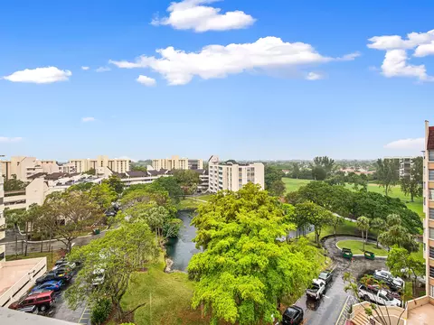 6911 Environ Blvd #8M, Lauderhill, FL 33319