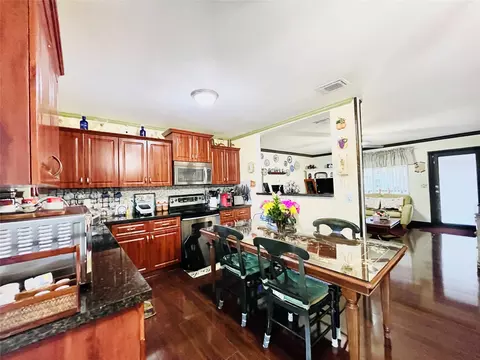 151 SE 3rd St, Pompano Beach, FL 33060 photo 6